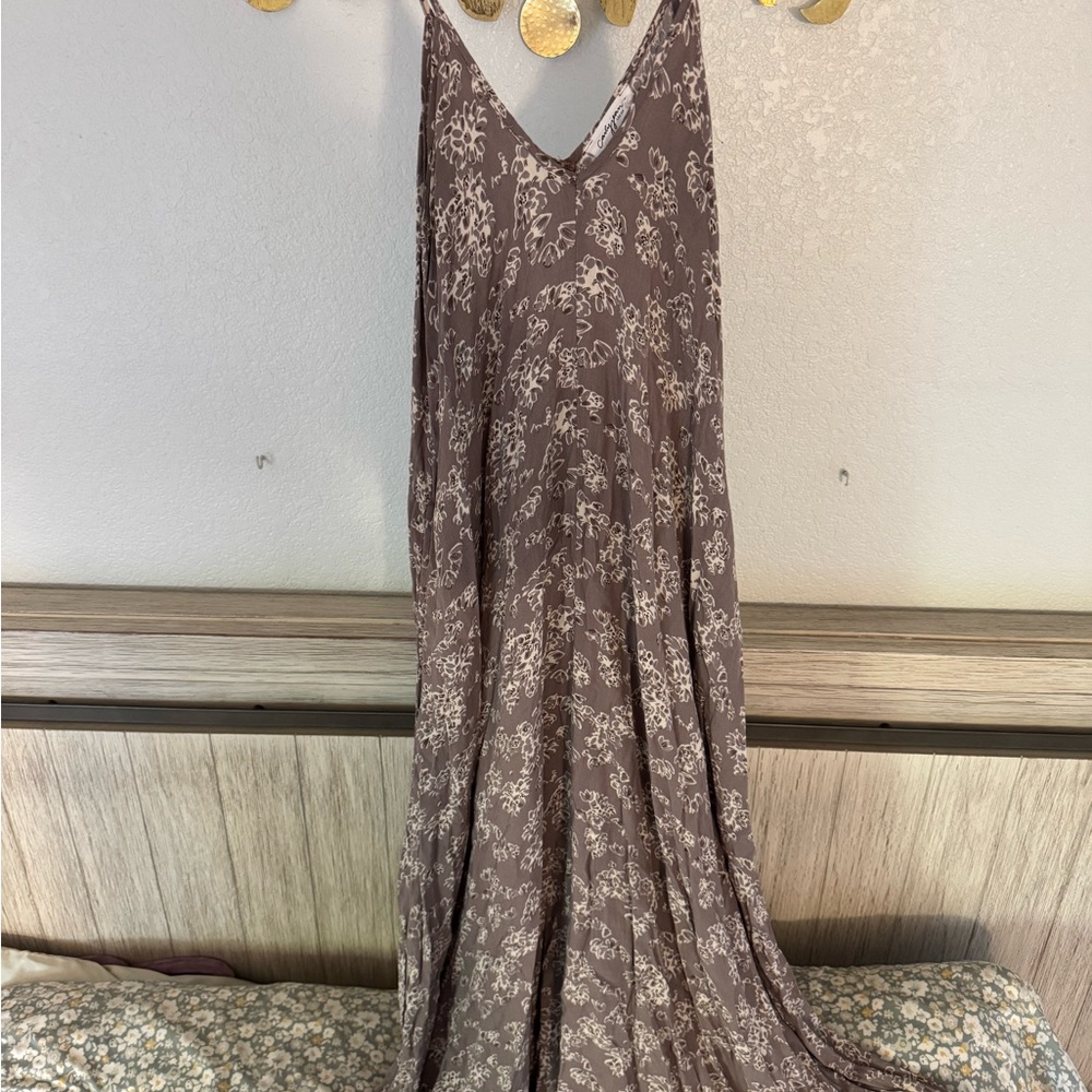 Carly Jean Los Angeles Floral Maxi Dress